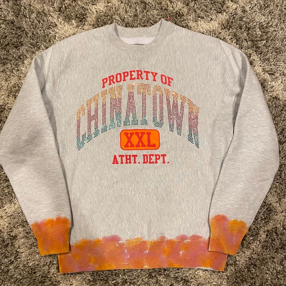 Chinatown Market Swarovski Tie Dye Sweatshirt Limited Edition Spring 2021 NWOT